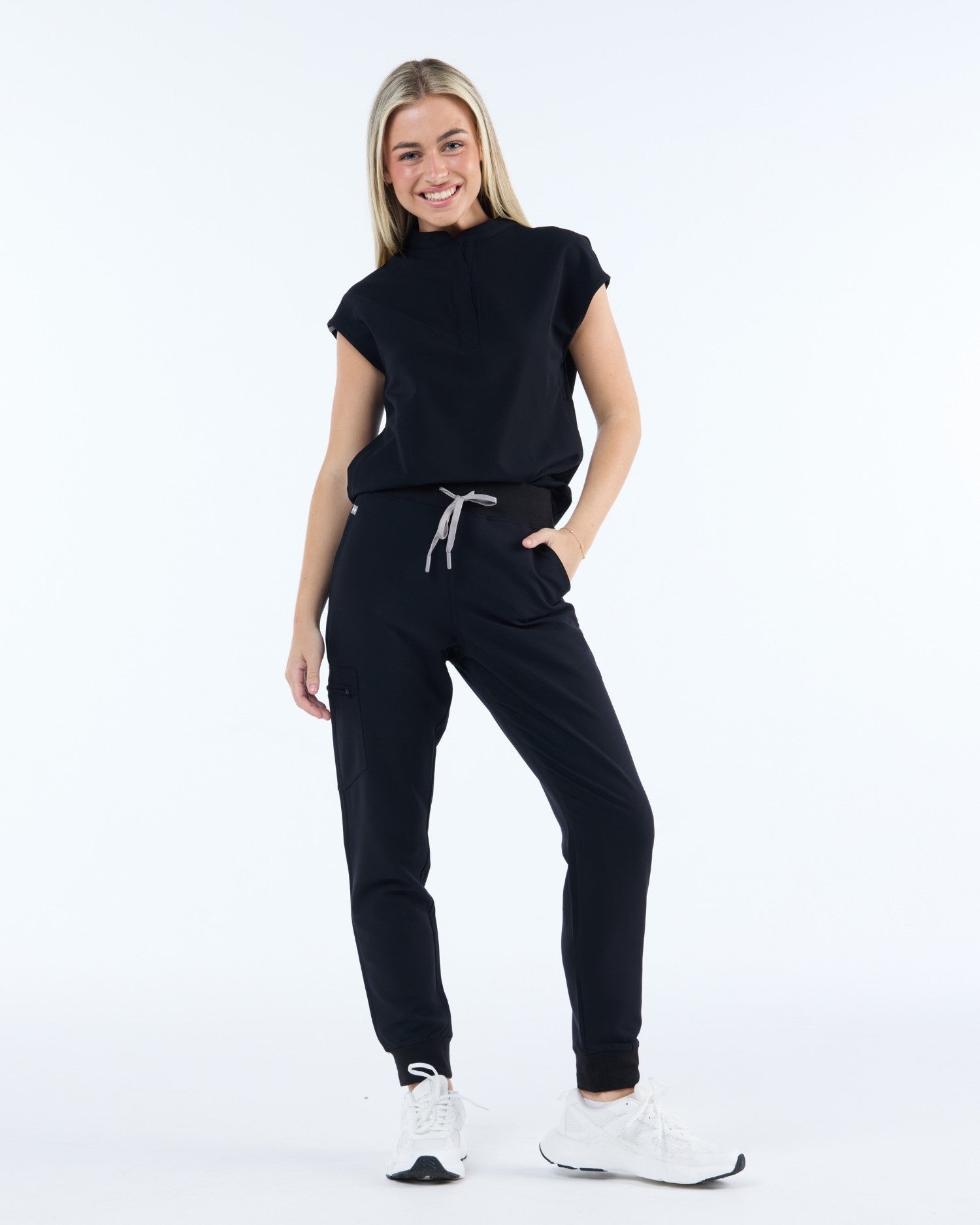 Contour Scrub Top Ink Black
