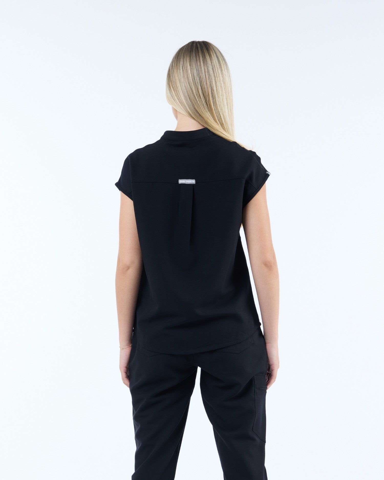 Contour Scrub Top Ink Black