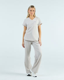 Tuck-In Scrub Top Silk Sand