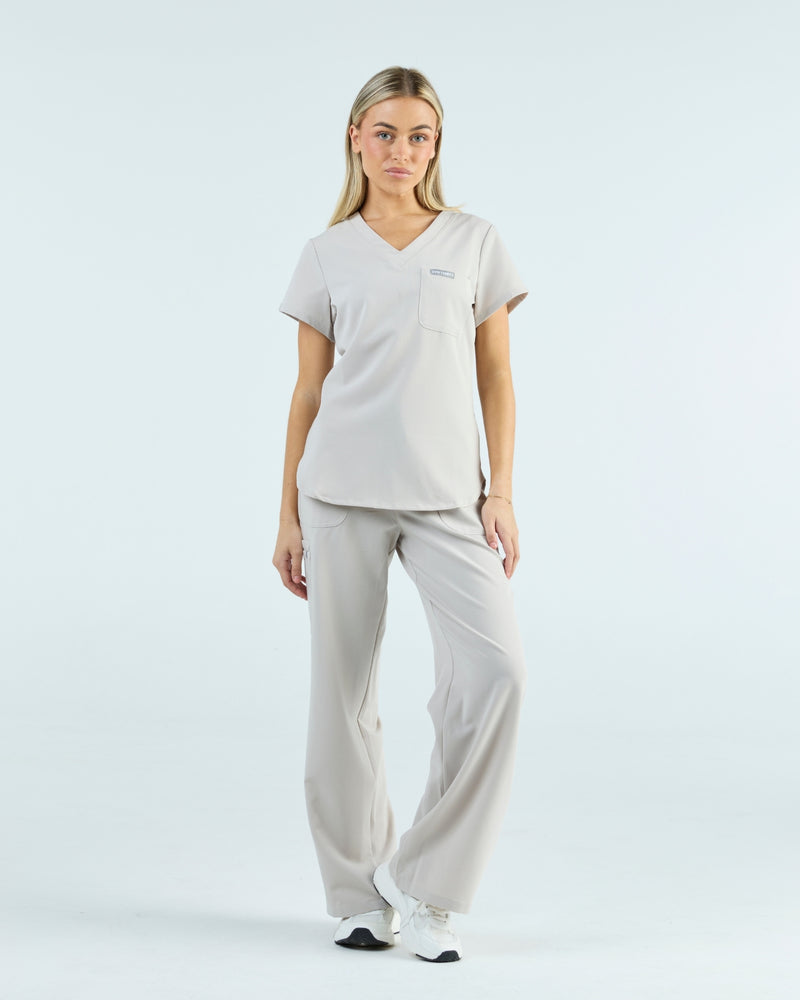 Tuck-In Scrub Top Silk Sand