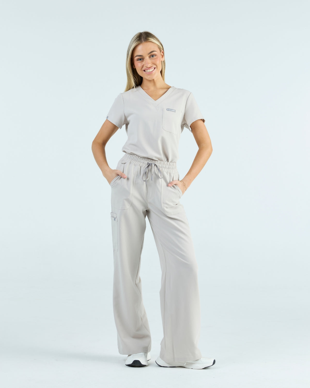 Tuck-In Scrub Top Silk Sand