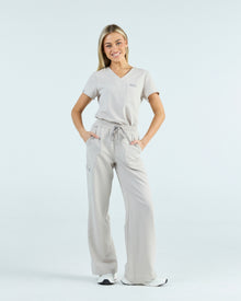 Tuck-In Scrub Top Silk Sand