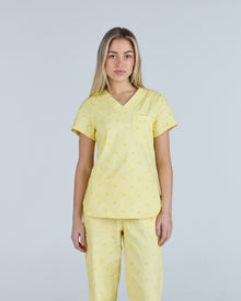 Tuck-In Scrub Top Butter Cream Polka